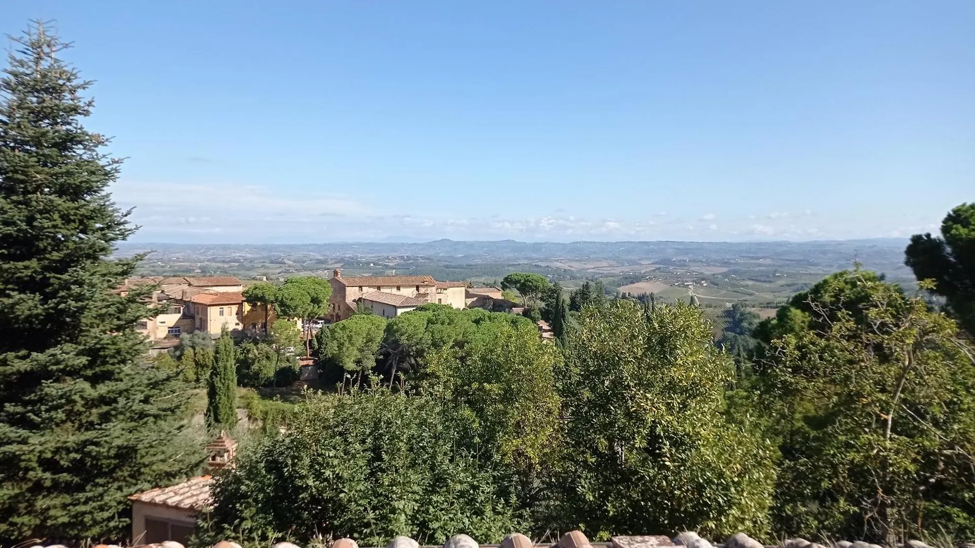La Casa Dei Ricordi contacts
